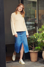 Load image into Gallery viewer, Part Two Angeline chunky rib cotton funnel neck jumper Whitecap Gray