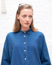 Load image into Gallery viewer, Bibico Anya Utilitarian shirt indigo Denim
