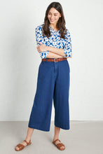 Load image into Gallery viewer, Seasalt Larissa shirt in Mallow flower cargo - CW CW