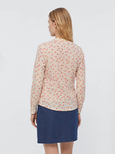 Load image into Gallery viewer, Nice Things Small Crabs print crinkle shirt in a bag Ecru