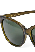 Load image into Gallery viewer, Part Two Barea sunglasses in Green - CW CW