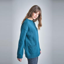 Load image into Gallery viewer, Bibico Iris oversized boat neck oversized jumper with patch pockets in Emerald