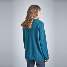 Load image into Gallery viewer, Bibico Iris oversized boat neck oversized jumper with patch pockets in Emerald