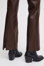 Load image into Gallery viewer, Ichi Cazavi leather look trouser Java
