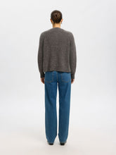 Load image into Gallery viewer, Selected Femme Lulu short cardigan Medium Grey Melange
