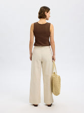 Load image into Gallery viewer, Selected Femme Moon knitted sleeveless top Black
