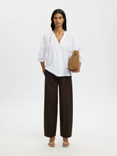 Load image into Gallery viewer, Selected Cleo-Alberta linen blend shirt Bright White - CW CW 
