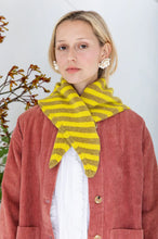 Load image into Gallery viewer, Bonté Elizabeth triangle stripe scarf Pine
