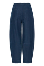 Load image into Gallery viewer, Ichi Kate casual barrel leg trouser Dark Blue
