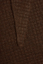 Load image into Gallery viewer, Ichi folthea waffle triangle scarf Coffee Bean
