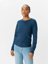 Load image into Gallery viewer, Object Thess round neck knit Dark Denim Melange
