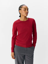 Load image into Gallery viewer, Object Thess round neck knit Karanda Red Melange
