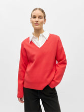 Load image into Gallery viewer, Object Reynard V neck jumper Tomato
