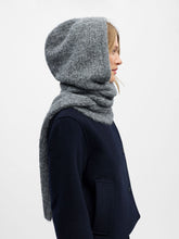 Load image into Gallery viewer, Object Milu hooded knit scarf Med Grey Melange
