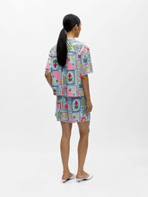 Load image into Gallery viewer, Object Jedie postcard print shirt Pale Sky Graphic - CW CW 

