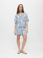 Load image into Gallery viewer, Object Vima postcard print shirt Blue Birch - CW CW 
