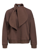 Load image into Gallery viewer, Object Arina detatchable scarf neck sweatshirt Seal Brown
