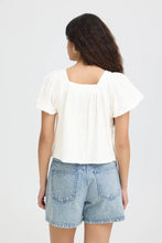 Load image into Gallery viewer, Ichi Foxa square neck crinkle top White - CW CW 

