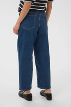 Load image into Gallery viewer, Part Two Adelena classic jean Medium Dark Blue
