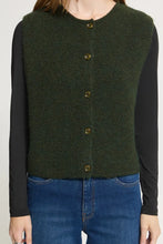 Load image into Gallery viewer, Ichi Panora knitted button waistcoat Rosin Melange
