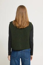 Load image into Gallery viewer, Ichi Panora knitted button waistcoat Rosin Melange
