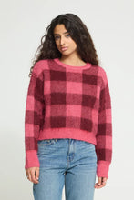 Load image into Gallery viewer, Ichi Helena checked jacquard knit jumper Fruit Dove
