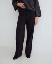 Load image into Gallery viewer, Yerse Tricot wide leg check trouser Black Grey
