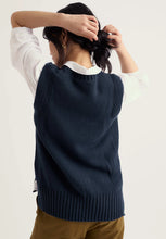 Load image into Gallery viewer, Seasalt Redstart vest Maritime
