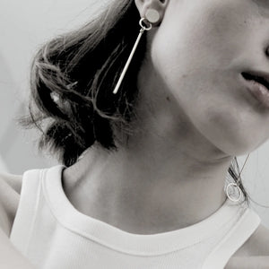 Dansk Theia Asymmetric bar earring Gold Plated