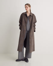 Load image into Gallery viewer, Yerse Handmade checked long coat Brown
