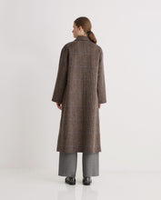 Load image into Gallery viewer, Yerse Handmade checked long coat Brown
