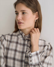Load image into Gallery viewer, Yerse Woven check shirt with ruffles Ecru
