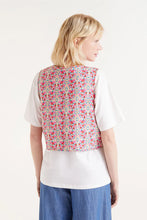 Load image into Gallery viewer, Compañia Fantastica Sugar print bow gilet Multi
