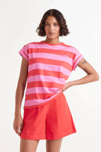 Load image into Gallery viewer, Compañia Fantastica Striped t shirt Red Pink
