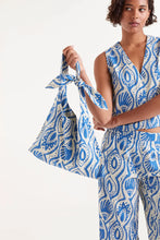 Load image into Gallery viewer, Compañia Fantastica Aquaria print bow bag Aegean Blue
