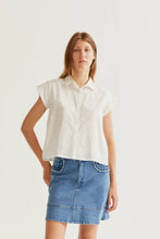 Load image into Gallery viewer, Compañia Fantastica Daisy embellished blouse White - CW CW 
