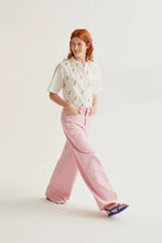 Load image into Gallery viewer, Compañia Fantastica Cherry embroidered cotton blouse White - CW CW 
