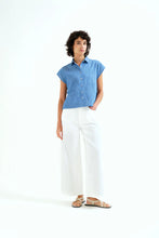 Load image into Gallery viewer, Compañia Fantastica Flower button chambray shirt Light Blue - CW CW 
