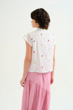 Load image into Gallery viewer, Compañia Fantastica Fruit salad embroidery cotton shirt White - CW CW 
