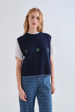 Load image into Gallery viewer, Compañia Fantastica Embroidery detail tank Navy
