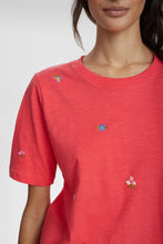 Load image into Gallery viewer, Numph Pilas embroidered organic t shirt Geranium
