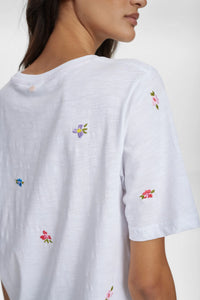 Numph Pilas embroidered organic t shirt Bright White