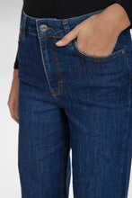 Load image into Gallery viewer, Numph Paris jeans long Dark Blue Denim
