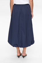 Load image into Gallery viewer, Numph Frankie balloon skirt Dark Sapphire
