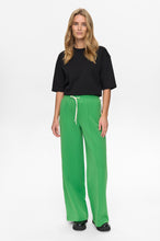 Load image into Gallery viewer, Numph Senada  pants Vibrant Green - CW CW 
