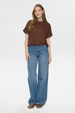 Load image into Gallery viewer, Numph Leah blouson hem boxy top Chicory Coffee - CW CW 
