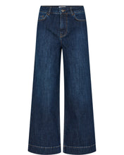 Load image into Gallery viewer, Numph Paris cropped 28" length jeans Dark Denim
