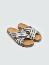 Load image into Gallery viewer, Nice Things Printed bio cross front sandal Navy
