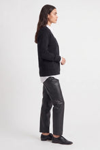 Load image into Gallery viewer, Artlove Evina classic V cardigan Black
