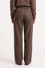 Load image into Gallery viewer, Artlove Ereane drawsting front tailored trouser Brown
